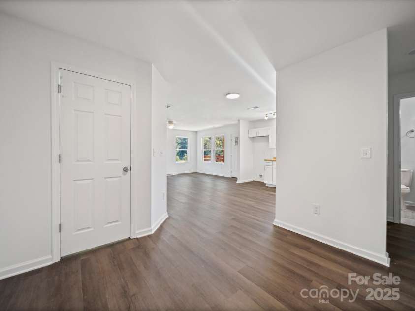 185 End Street, Chester, SC 29706.  MLS# CAR4295578, YatesRealty ID 35085. 