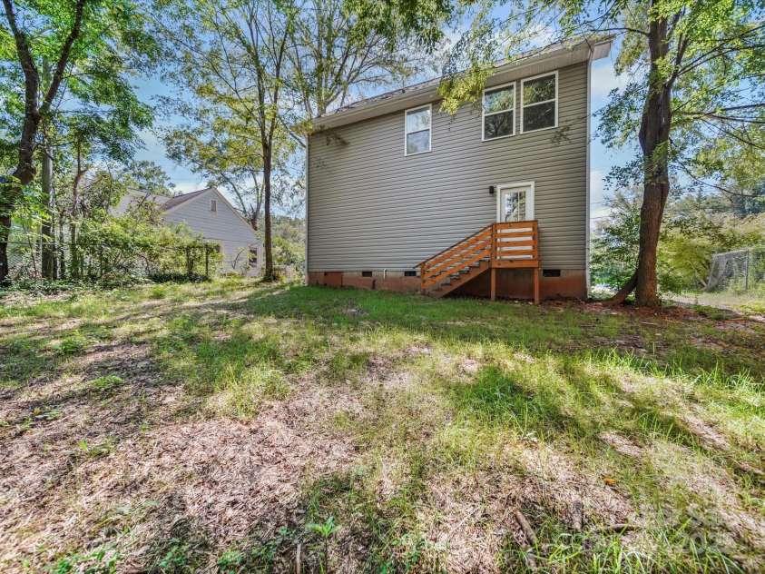 185 End Street, Chester, SC 29706.  MLS# CAR4295578, YatesRealty ID 35085. 