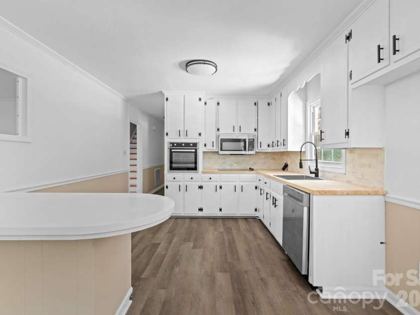 755 Cumberland Circle, Rockingham, NC 28379.  MLS# CAR4398856, YatesRealty ID 35085. Kitchen
