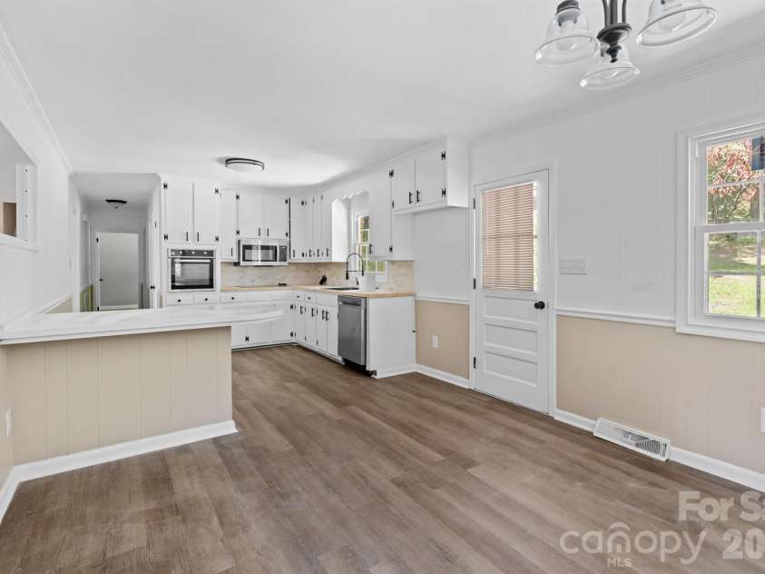 755 Cumberland Circle, Rockingham, NC 28379.  MLS# CAR4398856, YatesRealty ID 35085. Kitchen