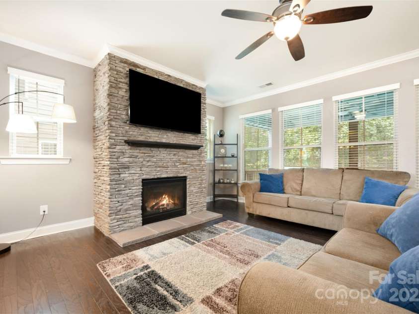 820 Pecan Tree Lane, Fort Mill, SC 29715.  MLS# CAR4286849, YatesRealty ID 35086. 