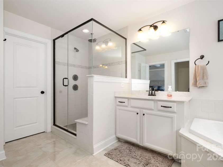 820 Pecan Tree Lane, Fort Mill, SC 29715.  MLS# CAR4286849, YatesRealty ID 35086. 