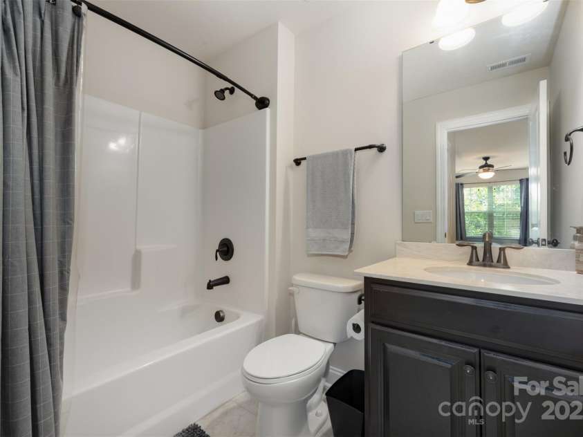 820 Pecan Tree Lane, Fort Mill, SC 29715.  MLS# CAR4286849, YatesRealty ID 35086. 