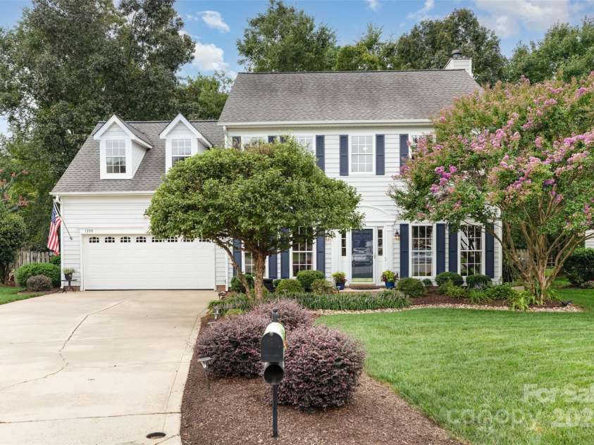 1390 Lloyd Place, Concord, NC 28027.  MLS# CAR4291682, YatesRealty ID 35087. Beautiful Landscaping