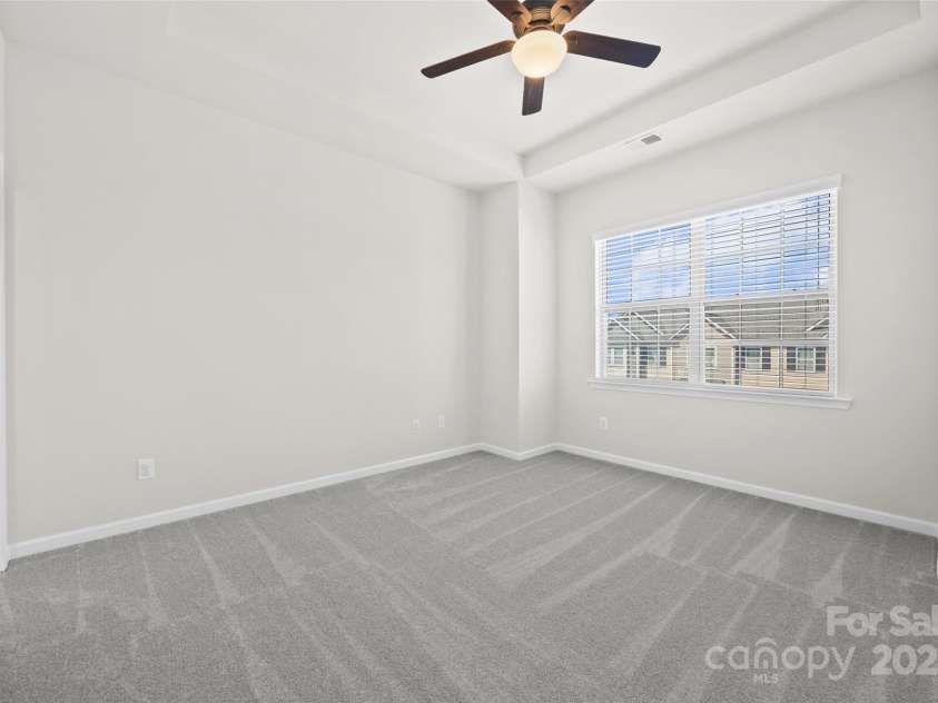 6249 Cloverdale Drive, Fort Mill, SC 29708.  MLS# CAR4294478, YatesRealty ID 35088. 