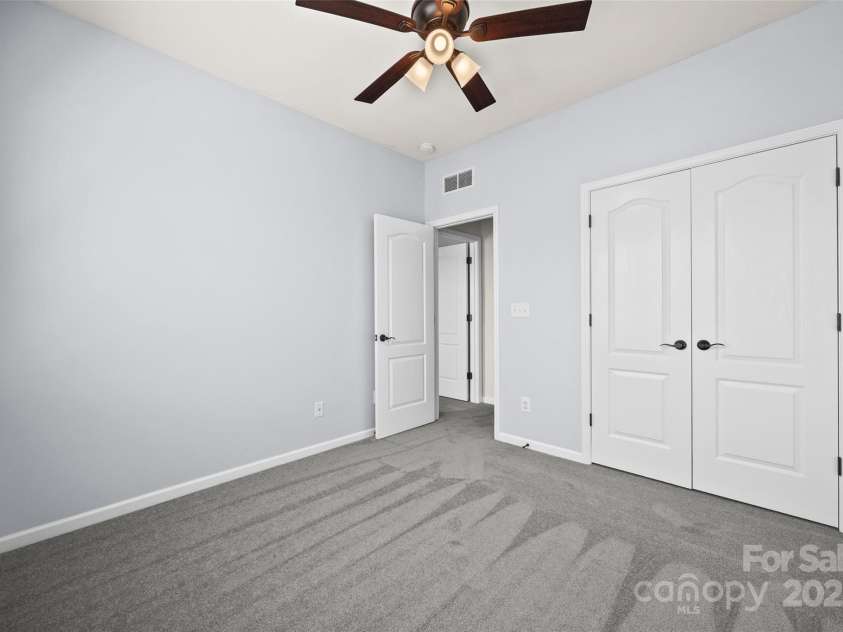 6249 Cloverdale Drive, Fort Mill, SC 29708.  MLS# CAR4294478, YatesRealty ID 35088. 