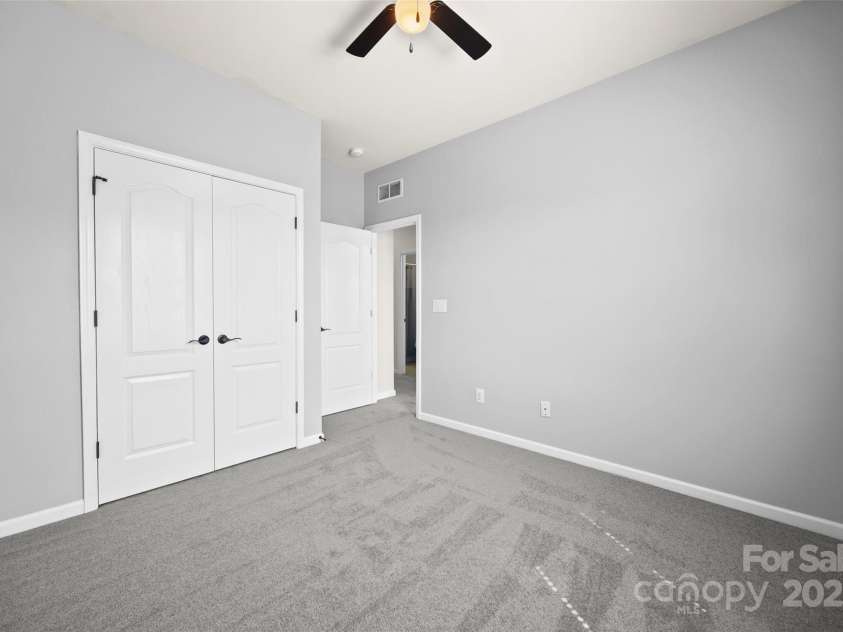 6249 Cloverdale Drive, Fort Mill, SC 29708.  MLS# CAR4294478, YatesRealty ID 35088. 