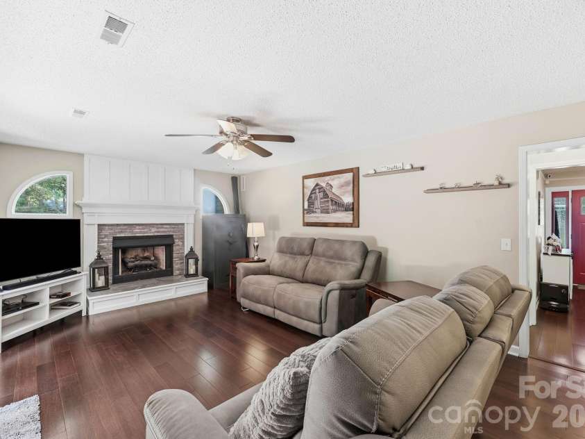 3970 Tenneyson Court, Concord, NC 28027.  MLS# CAR4398947, YatesRealty ID 35089. Family Room