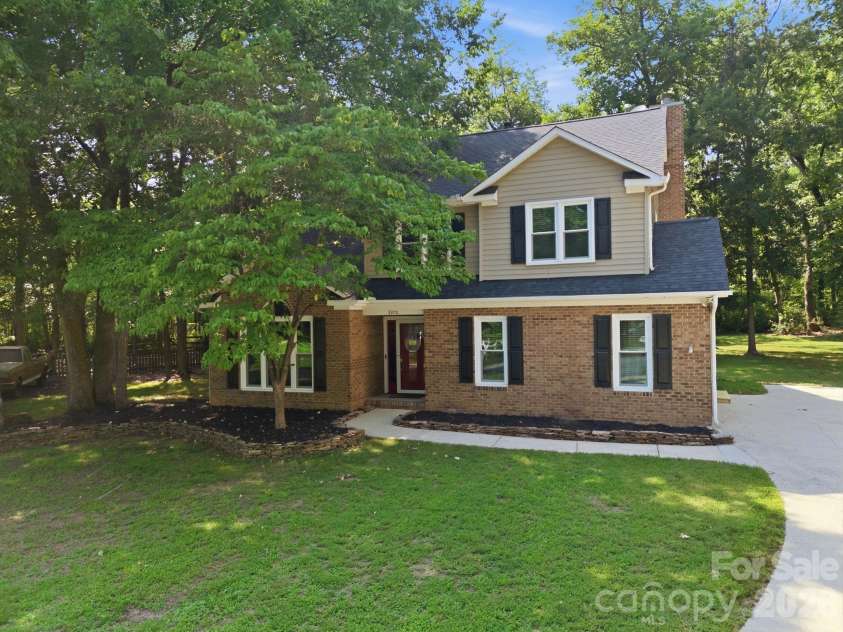 3970 Tenneyson Court, Concord, NC 28027.  MLS# CAR4398947, YatesRealty ID 35089. Welcome Home!