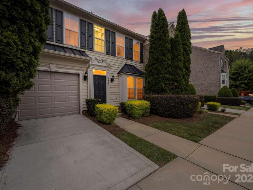 6416 Union Station Court, Charlotte, NC 28210.  MLS# CAR4264294, YatesRealty ID 35089. 