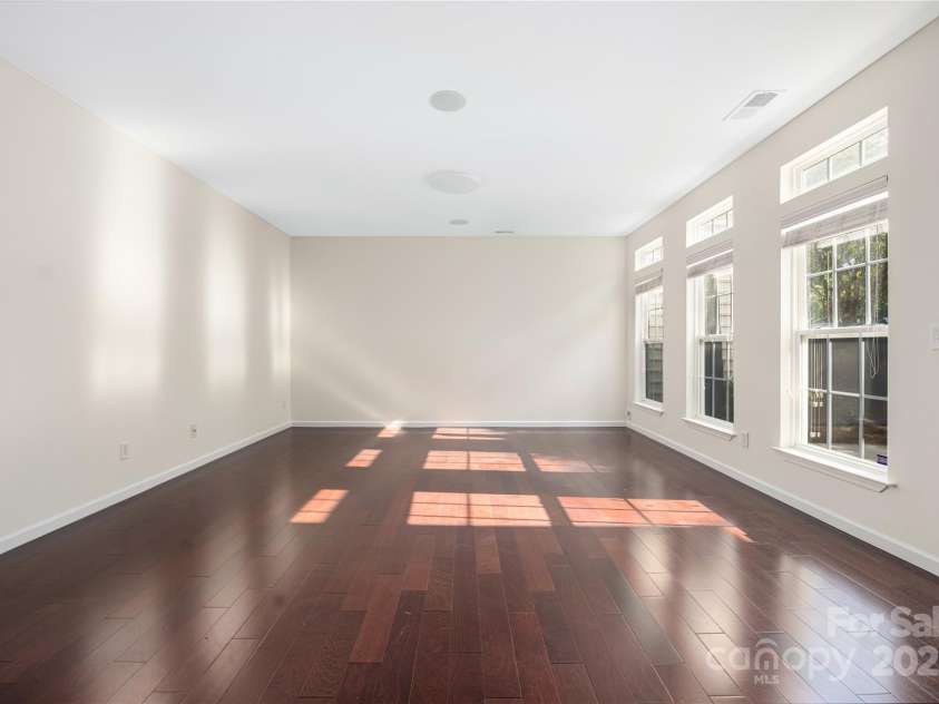 6416 Union Station Court, Charlotte, NC 28210.  MLS# CAR4264294, YatesRealty ID 35089. 