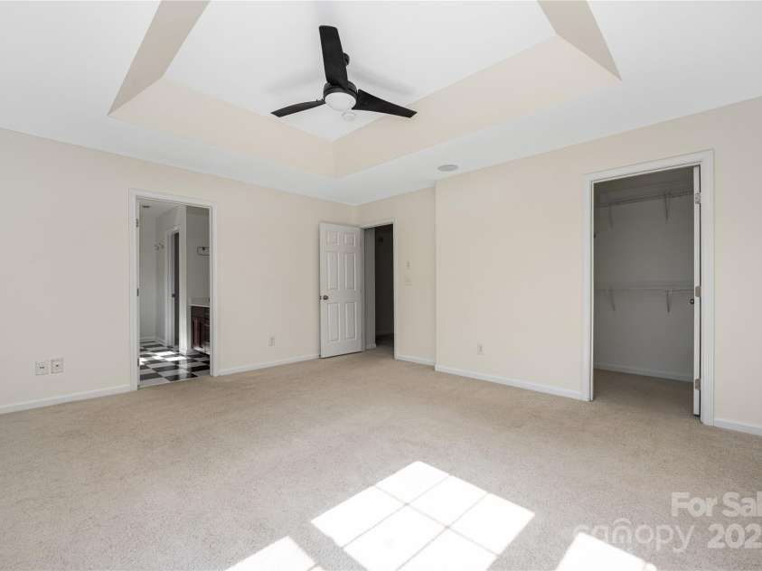 6416 Union Station Court, Charlotte, NC 28210.  MLS# CAR4264294, YatesRealty ID 35089. 