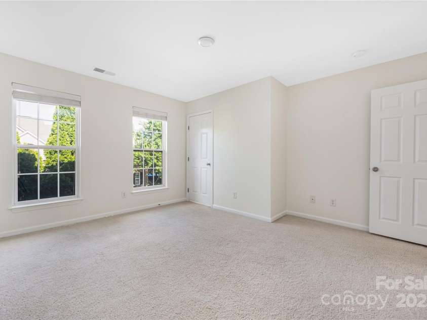 6416 Union Station Court, Charlotte, NC 28210.  MLS# CAR4264294, YatesRealty ID 35089. 