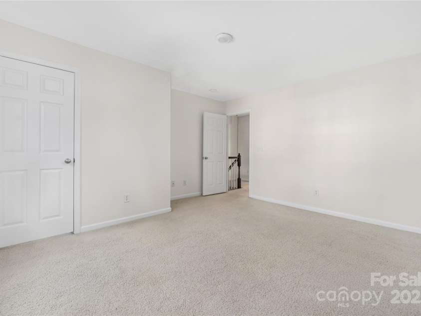 6416 Union Station Court, Charlotte, NC 28210.  MLS# CAR4264294, YatesRealty ID 35089. 