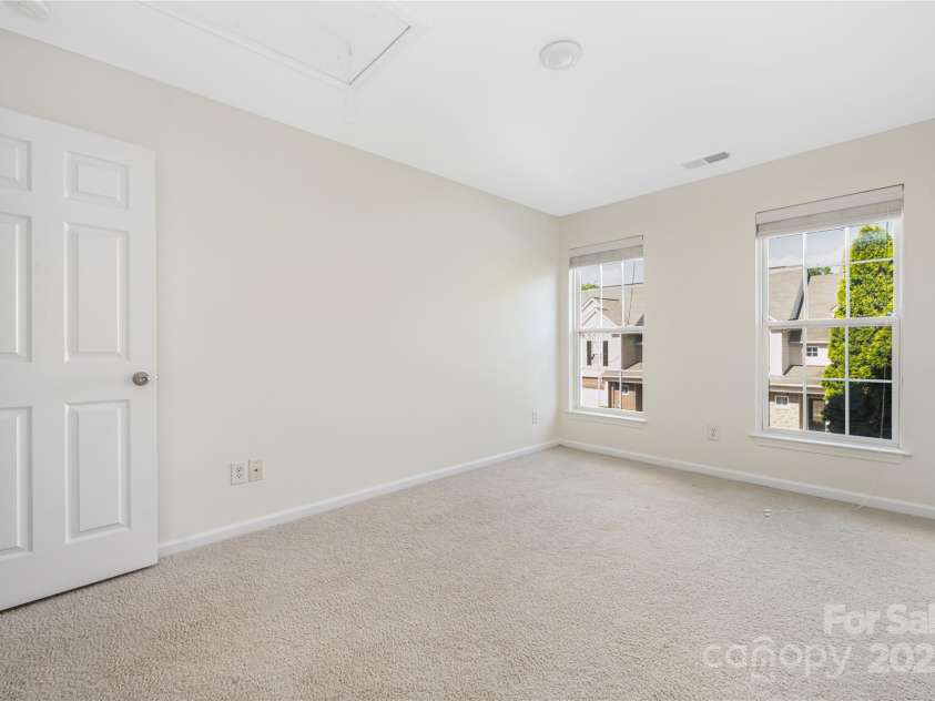 6416 Union Station Court, Charlotte, NC 28210.  MLS# CAR4264294, YatesRealty ID 35089. 