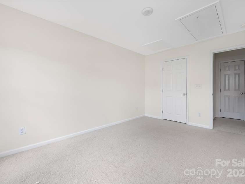 6416 Union Station Court, Charlotte, NC 28210.  MLS# CAR4264294, YatesRealty ID 35089. 