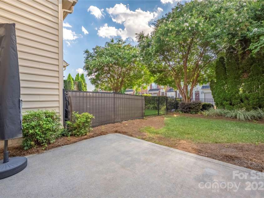 6416 Union Station Court, Charlotte, NC 28210.  MLS# CAR4264294, YatesRealty ID 35089. 