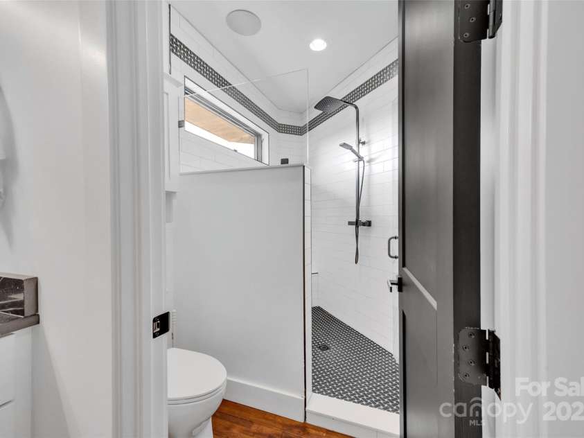 26 Bonnies Cove Trail, Mills River, NC 28759.  MLS# CAR4251070, YatesRealty ID 3509. 