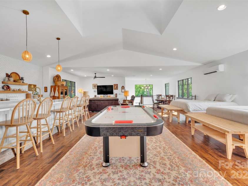 26 Bonnies Cove Trail, Mills River, NC 28759.  MLS# CAR4251070, YatesRealty ID 3509. 