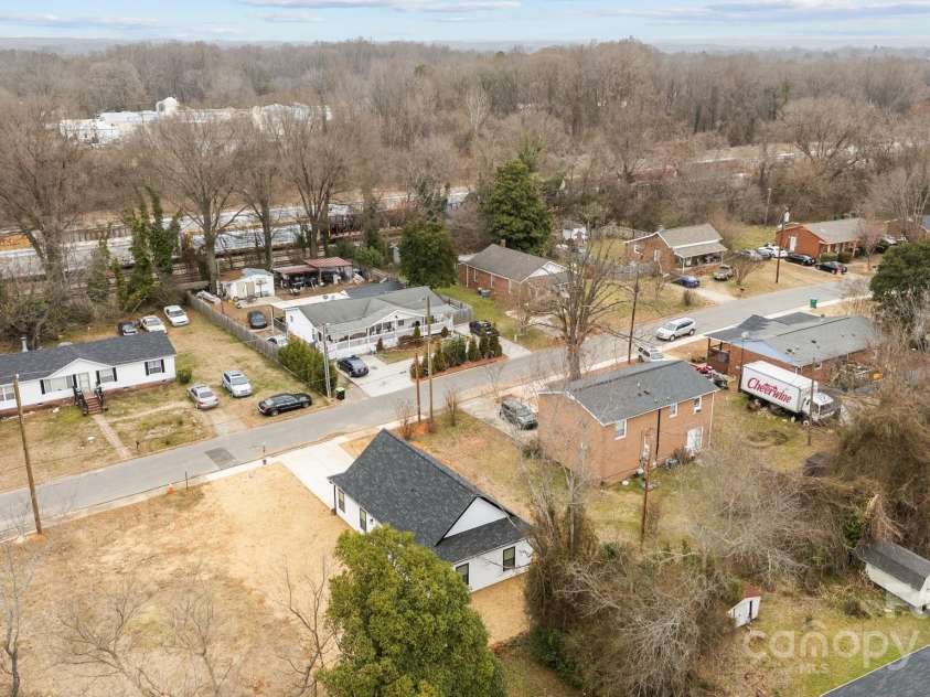923 Cedar Street, Salisbury, NC 28144.  MLS# CAR4221114, YatesRealty ID 3509. 