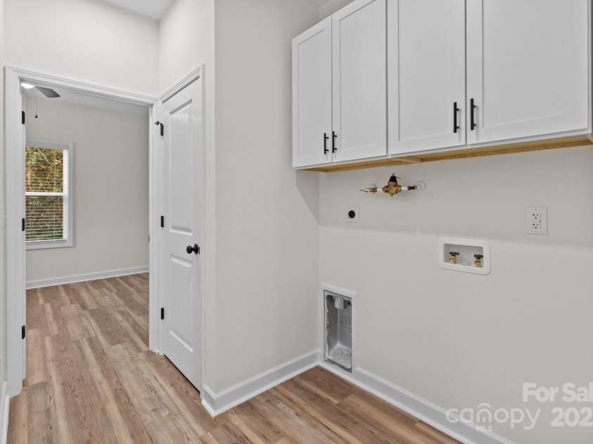 923 Cedar Street, Salisbury, NC 28144.  MLS# CAR4221114, YatesRealty ID 3509. 