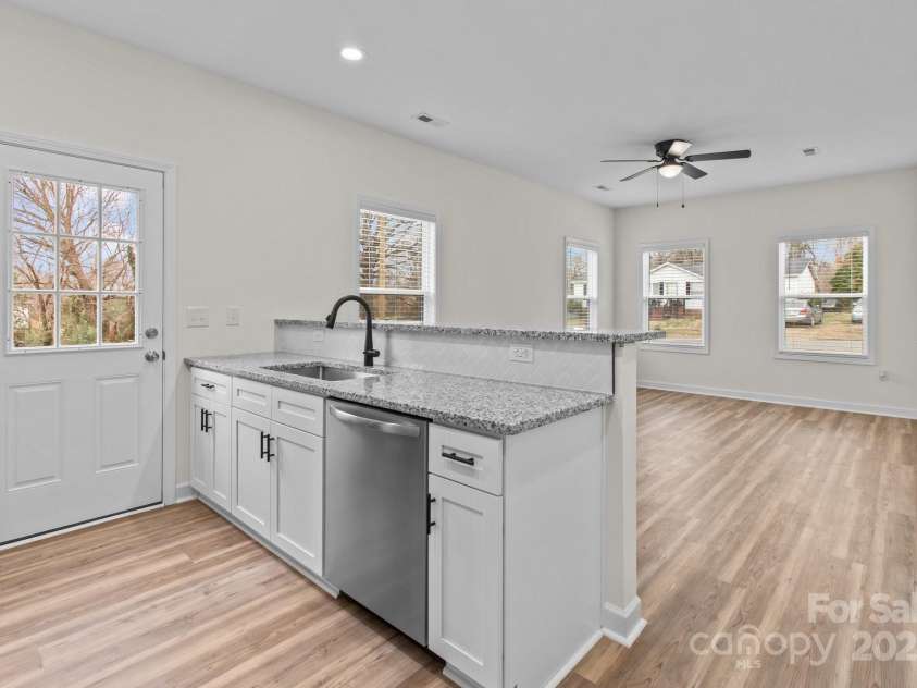 923 Cedar Street, Salisbury, NC 28144.  MLS# CAR4221114, YatesRealty ID 3509. 