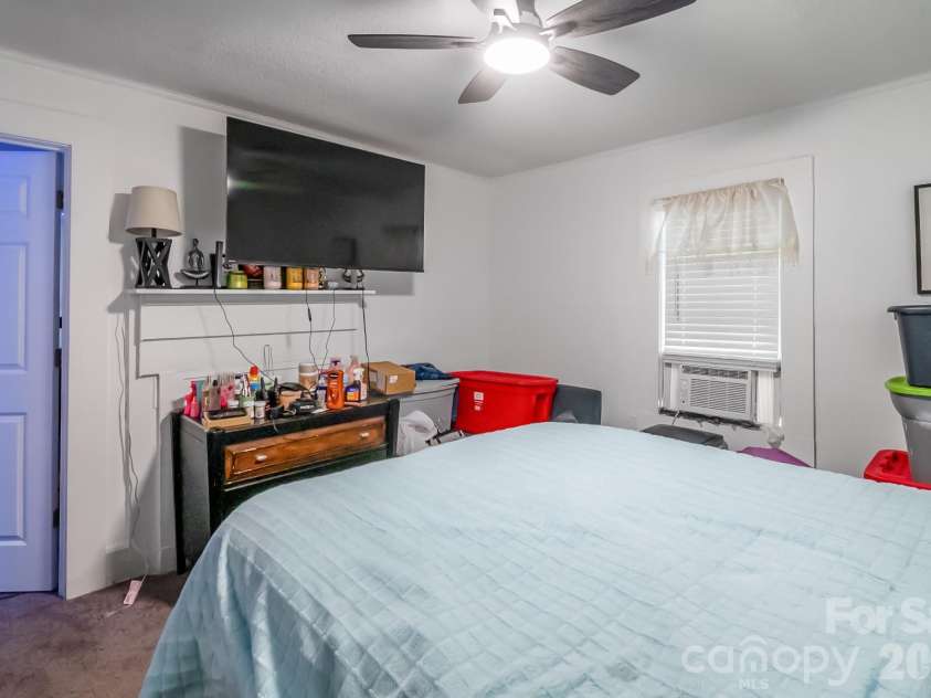 229 Acl Avenue, Cheraw, SC 29520.  MLS# CAR4390834, YatesRealty ID 35090. 