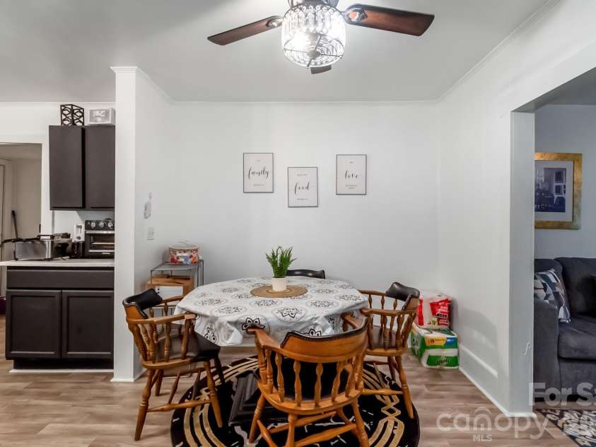 229 Acl Avenue, Cheraw, SC 29520.  MLS# CAR4390834, YatesRealty ID 35090. 