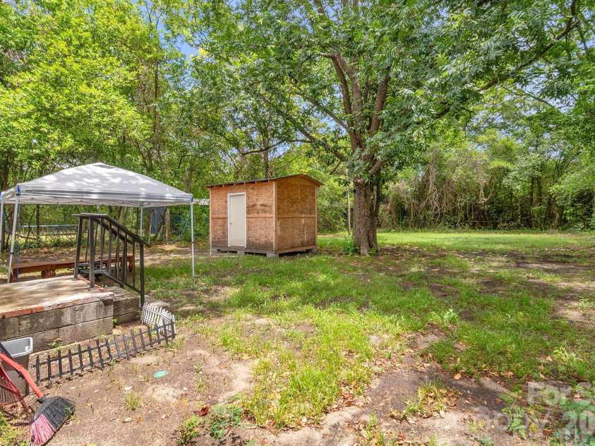 229 Acl Avenue, Cheraw, SC 29520.  MLS# CAR4390834, YatesRealty ID 35090. 