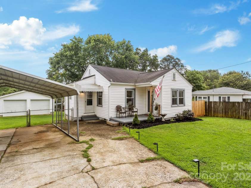 112 Abernathy Street, Mount Holly, NC 28120.  MLS# CAR4290009, YatesRealty ID 35091. 