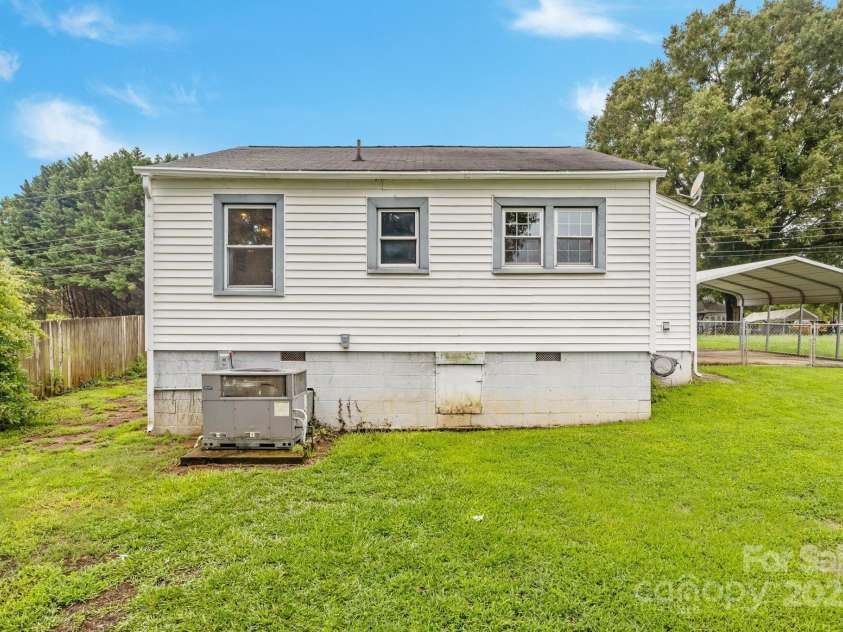 112 Abernathy Street, Mount Holly, NC 28120.  MLS# CAR4290009, YatesRealty ID 35091. 