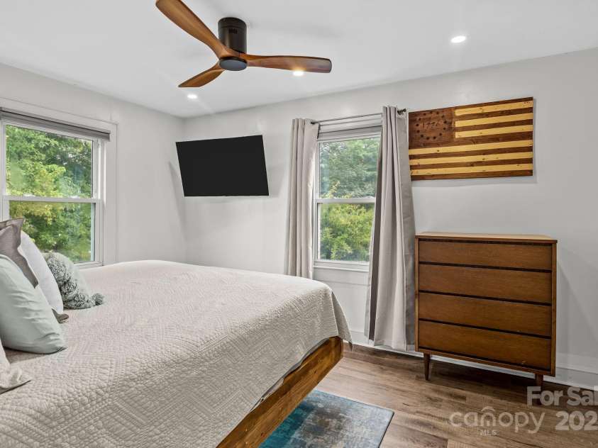 112 Abernathy Street, Mount Holly, NC 28120.  MLS# CAR4290009, YatesRealty ID 35091. 