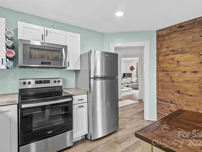 112 Abernathy Street, Mount Holly, NC 28120.  MLS# CAR4290009, YatesRealty ID 35091. 