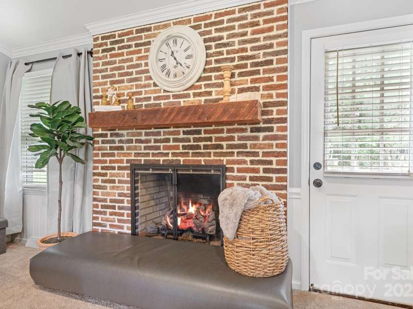 111 Devonshire Court, Mooresville, NC 28115.  MLS# CAR4289812, YatesRealty ID 35092. 