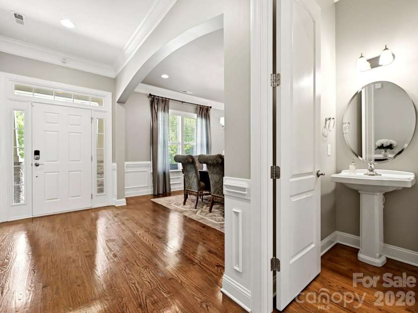 1209 Vickery Drive, Matthews, NC 28104.  MLS# CAR4342502, YatesRealty ID 35092. 
