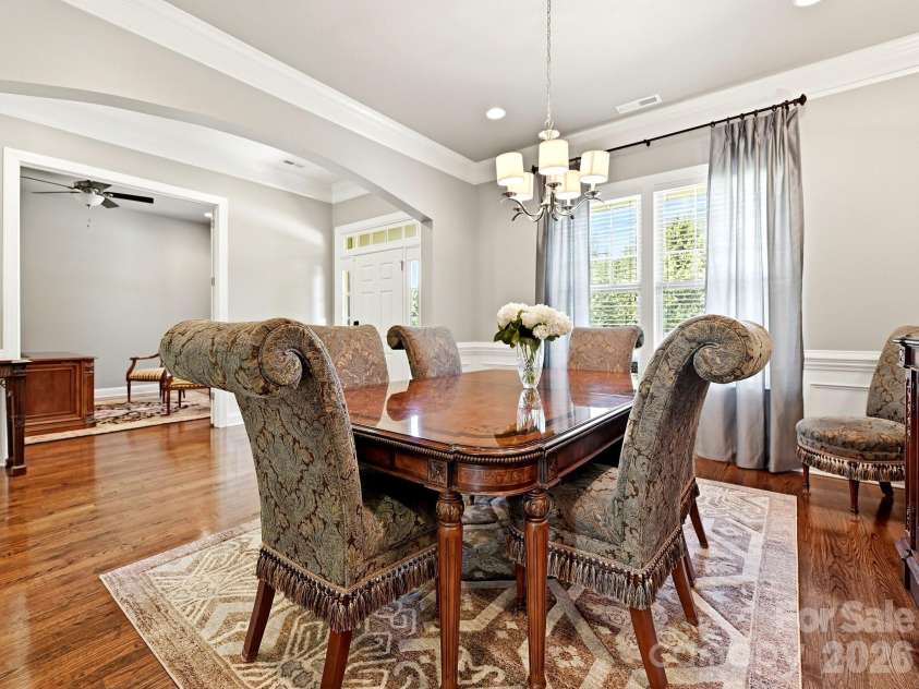 1209 Vickery Drive, Matthews, NC 28104.  MLS# CAR4342502, YatesRealty ID 35092. 