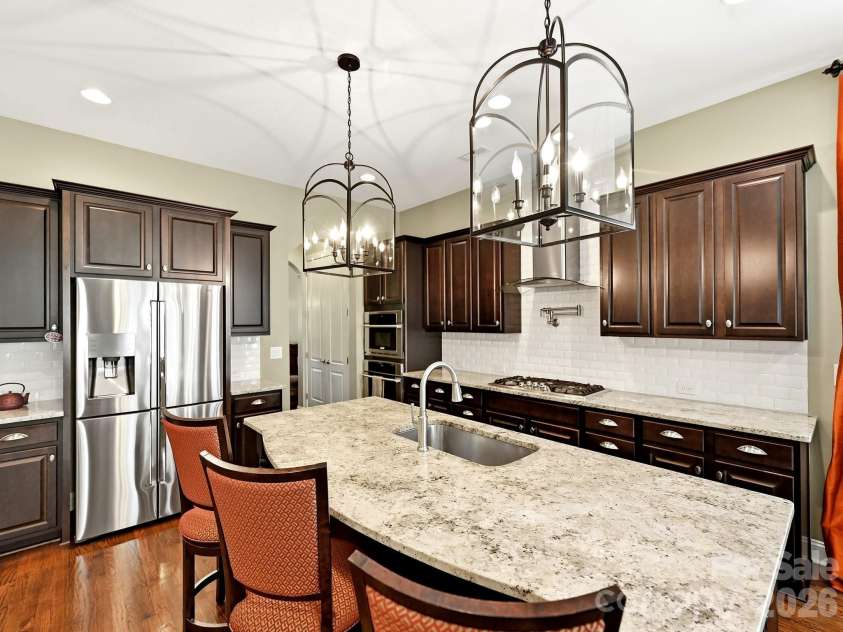 1209 Vickery Drive, Matthews, NC 28104.  MLS# CAR4342502, YatesRealty ID 35092. 