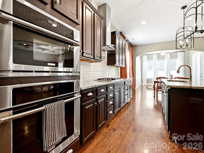 1209 Vickery Drive, Matthews, NC 28104.  MLS# CAR4342502, YatesRealty ID 35092. 