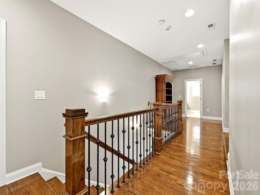 1209 Vickery Drive, Matthews, NC 28104.  MLS# CAR4342502, YatesRealty ID 35092. 