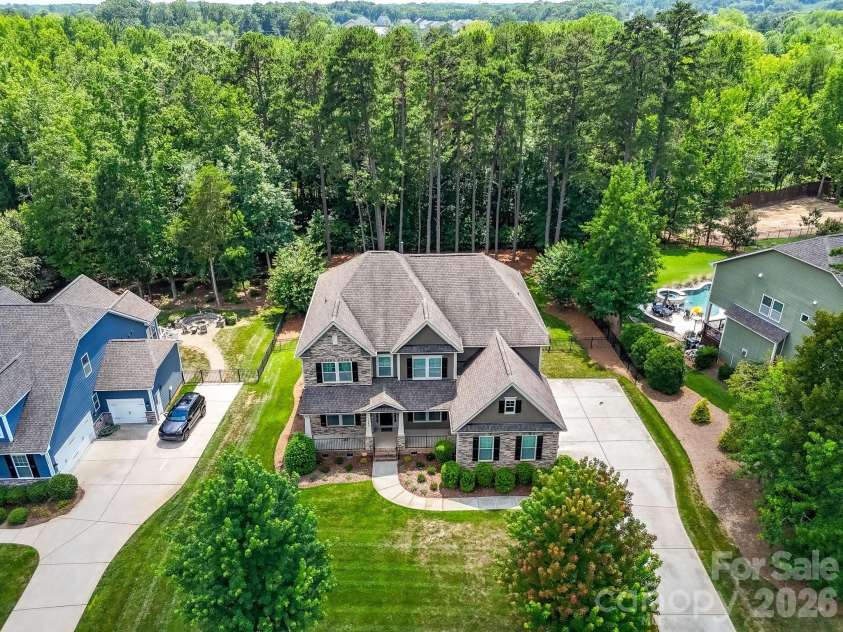 1209 Vickery Drive, Matthews, NC 28104.  MLS# CAR4342502, YatesRealty ID 35092. 