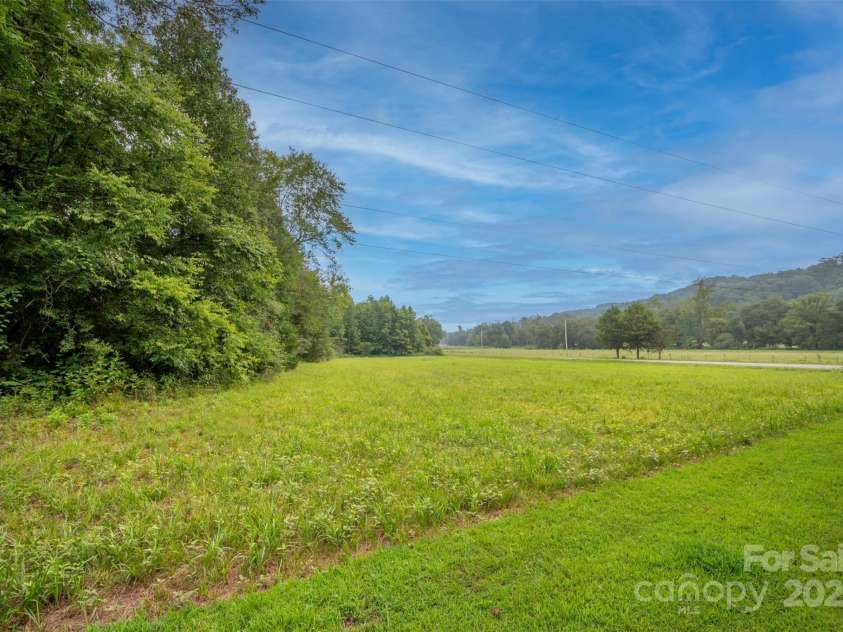 423 Womack Road, Mill Spring, NC 28756.  MLS# CAR4294084, YatesRealty ID 35093. 