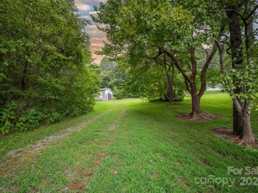 423 Womack Road, Mill Spring, NC 28756.  MLS# CAR4294084, YatesRealty ID 35093. 