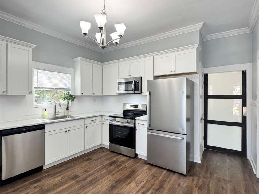 716 Spruce Street, Mooresville, NC 28115.  MLS# CAR4297588, YatesRealty ID 35095. 