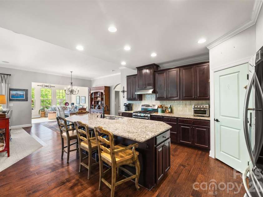 8477 Whitworth Avenue, Harrisburg, NC 28075.  MLS# CAR4399268, YatesRealty ID 35095. Kitchen