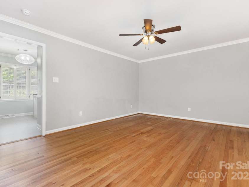 2241 Gaines Avenue, Gastonia, NC 28054.  MLS# CAR4284990, YatesRealty ID 35096. 