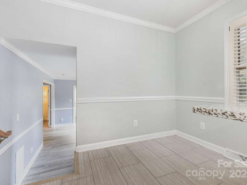 2241 Gaines Avenue, Gastonia, NC 28054.  MLS# CAR4284990, YatesRealty ID 35096. 