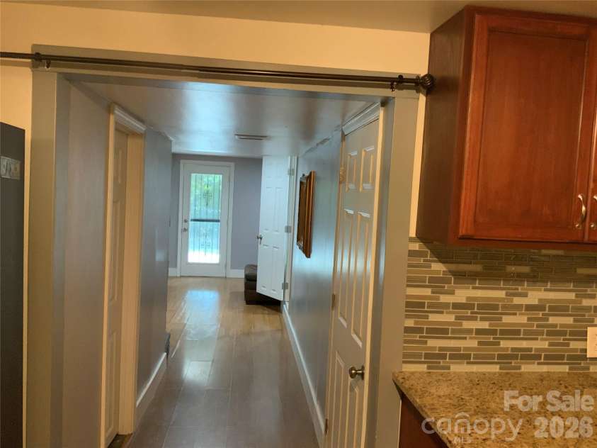 44 Rathfarnham Road, Asheville, NC 28803.  MLS# CAR4400522, YatesRealty ID 35097. 