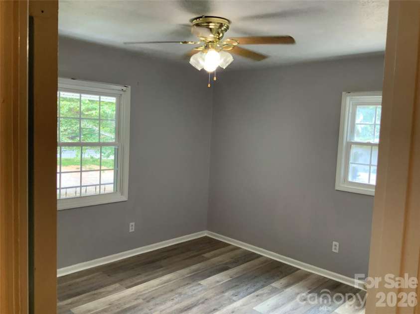 44 Rathfarnham Road, Asheville, NC 28803.  MLS# CAR4400522, YatesRealty ID 35097. 