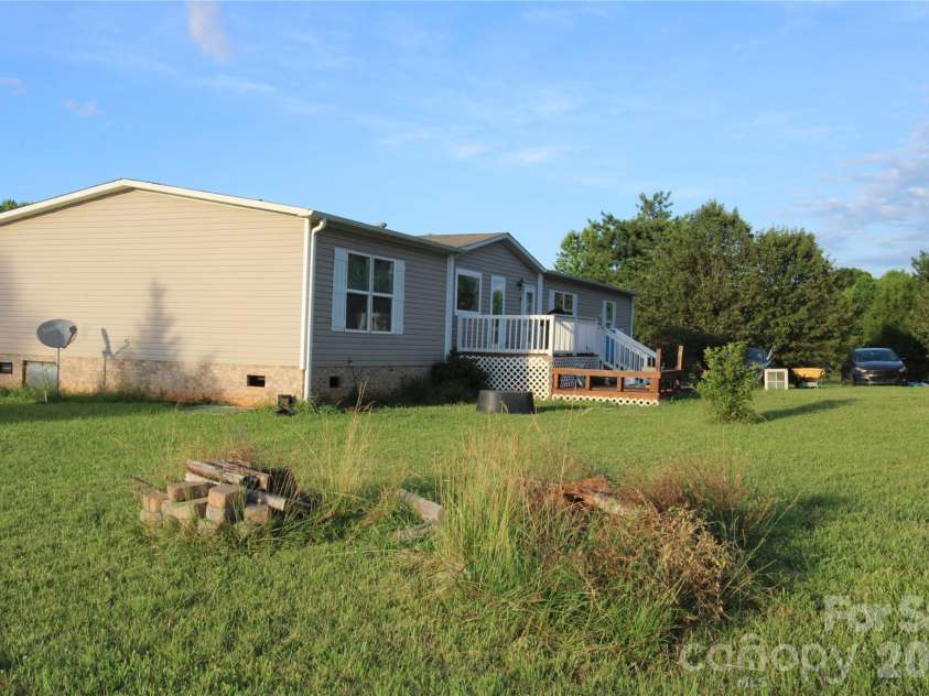 104 Waynes Place, Kings Mountain, NC 28086.  MLS# CAR4400434, YatesRealty ID 35098. 