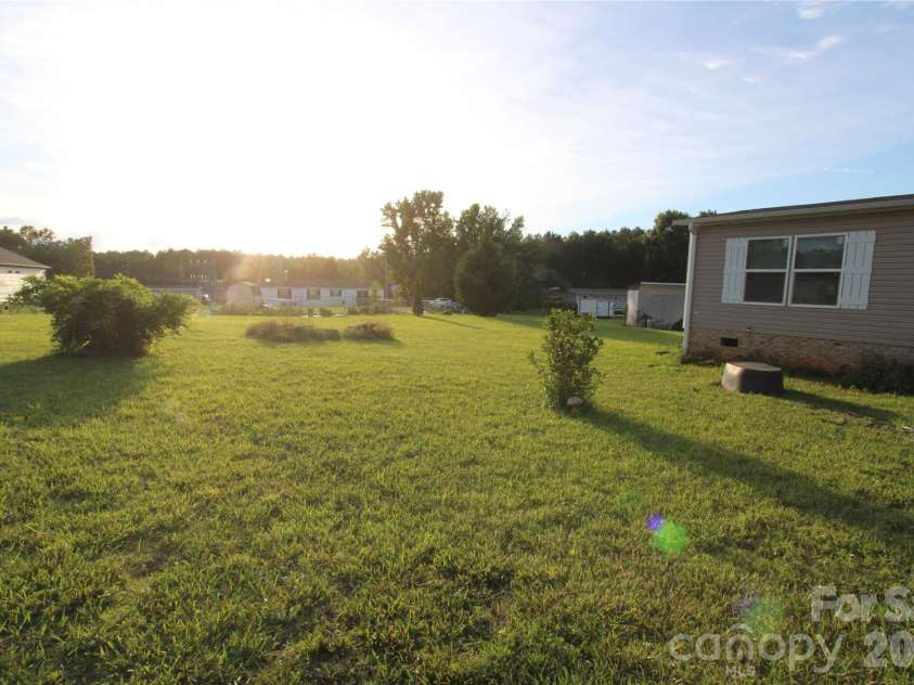 104 Waynes Place, Kings Mountain, NC 28086.  MLS# CAR4400434, YatesRealty ID 35098. 
